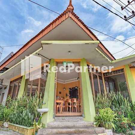 Nafisa Homestay Syariah Near Jatim Park 3 Batu Mitra Reddoorz Malang Zewnętrze zdjęcie
