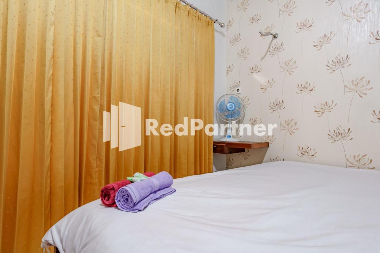 Nafisa Homestay Syariah Near Jatim Park 3 Batu Mitra Reddoorz Malang Zewnętrze zdjęcie