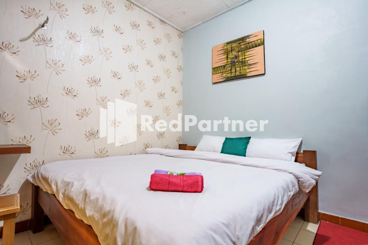 Nafisa Homestay Syariah Near Jatim Park 3 Batu Mitra Reddoorz Malang Zewnętrze zdjęcie