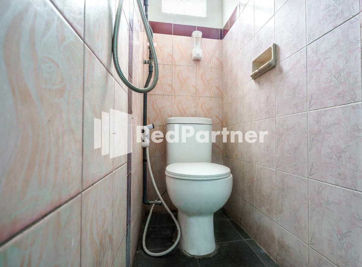 Nafisa Homestay Syariah Near Jatim Park 3 Batu Mitra Reddoorz Malang Zewnętrze zdjęcie