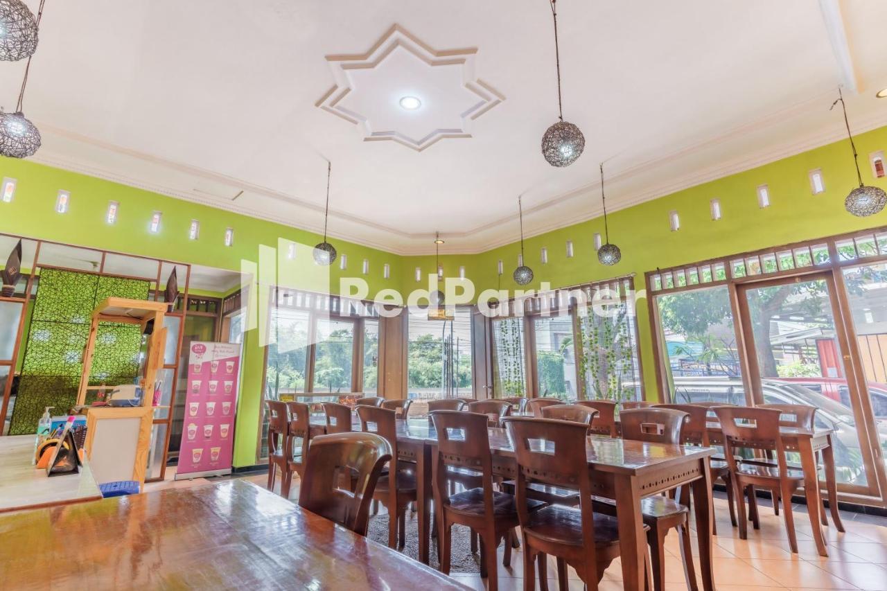 Nafisa Homestay Syariah Near Jatim Park 3 Batu Mitra Reddoorz Malang Zewnętrze zdjęcie